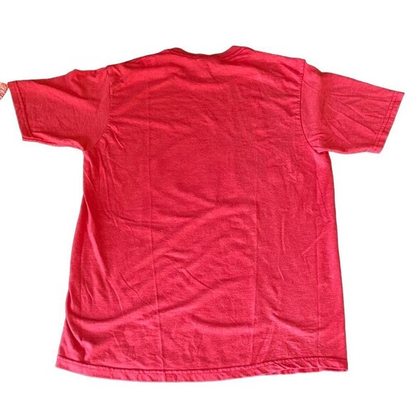 Red Star Wars Millennium Falcon Lucas Films T Shirt Size Medium - Picture 2 of 5